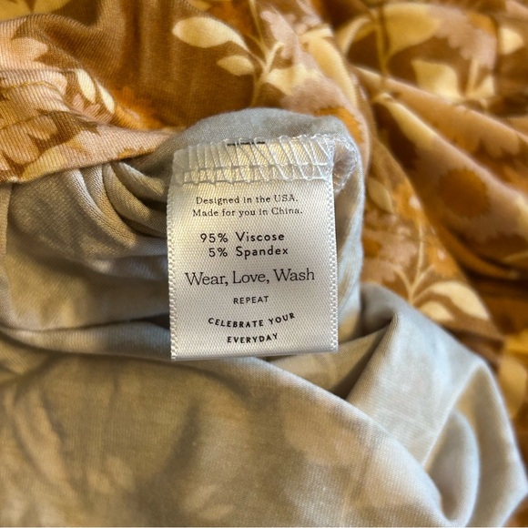 3T Sweet Honey Leggy Romper - Picture 6 of 7